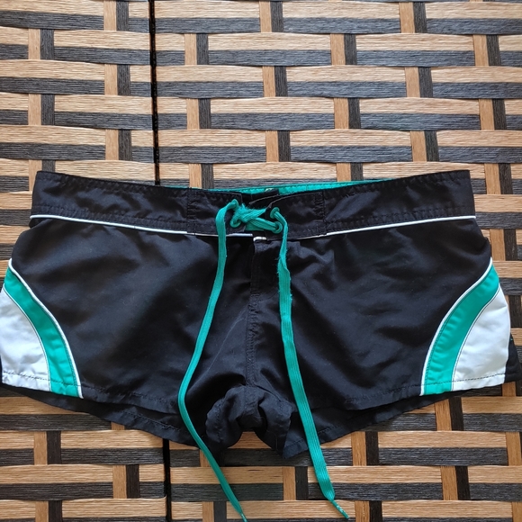 Body Glove Vintage Women's Board Shorts Sz: M - Picture 10 of 10